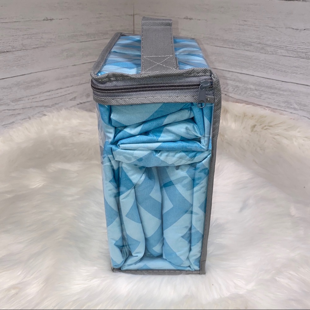 ✨SALE✨Queen 4pc Ice Blue Chevron Bedsheets - Picture 3 of 5